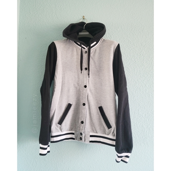 F21 | Varsity Style Snap-Button Front Hoodie - Picture 1 of 5